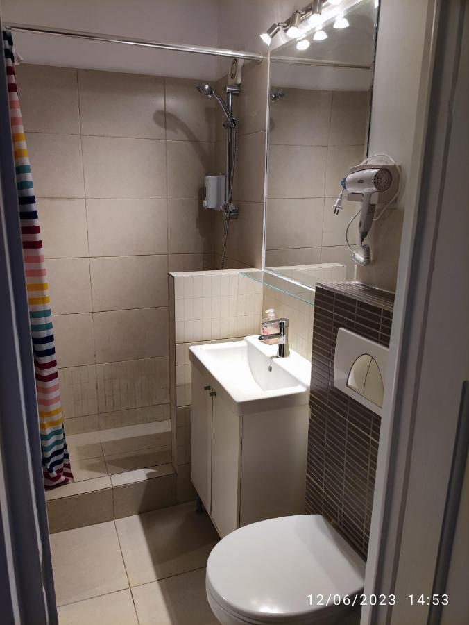 Fabian Central Apartment Bucharest Luaran gambar